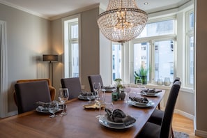 3 Bedroom Luxury Apartment | Salle à manger