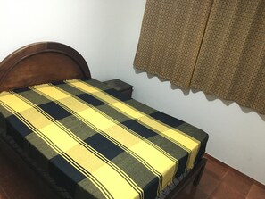 3 slaapkamers, een strijkplank/strijkijzer, gratis wifi