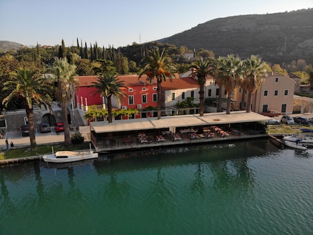 Exterior. Hotel Vimbula