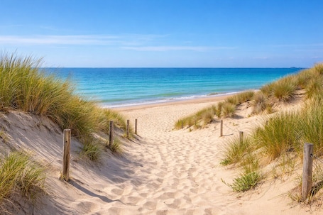 Beach. Chambres d'Hôtes La Clef des Champs