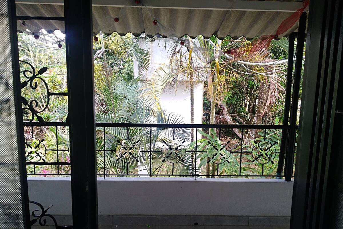 Habitación tradicional doble, 1 cama doble, baño privado, vistas al jardín | Vistas al jardín