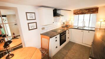 Frigorifero, microonde, forno, lavastoviglie