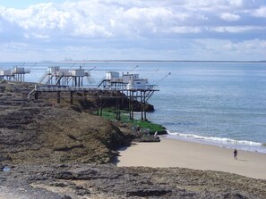 Beach nearby - Le Cottage, house with garden 300 meters from the beach (Saint-Palais-Sur-Mer)
