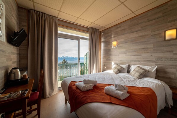 أغطية فراش متميزة وبديكورات فريدة لكل غرفة وطراز فريد لكل وحدة ومكتب