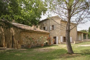 Exterior - Luxury And Space In The Heart Of Provence (Mérindol)