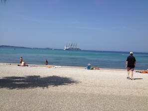 Beach nearby - Cozy, bright, facing the Bay of Portissol (Sanary-Sur-Mer)