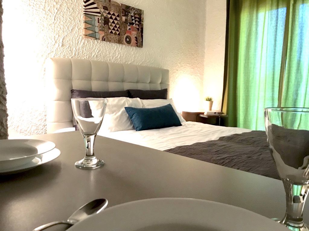 Phòng 3 Deluxe | Bộ trải giường bằng vải cotton Ai Cập, chăn bông 