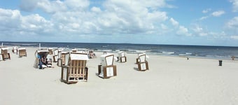 Apartment 4 - beach residence Karl Hagen