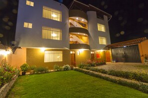Bagian depan properti