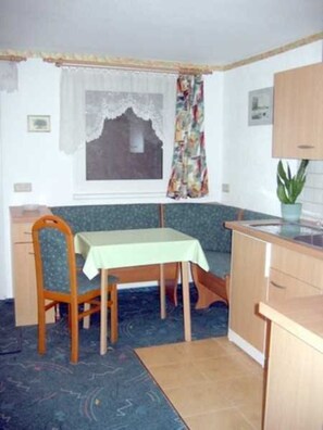 Interni