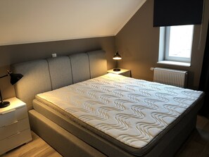 1 soverom, strykejern/-brett, wi-fi og sengetøy