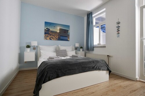 12 Ferienappartement Jasmund (H) (with balcony) - Apartment house Haus Arkona