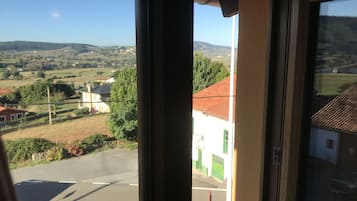 Kamer, 1 twee- of 2 eenpersoonsbedden | Uitzicht op de stad