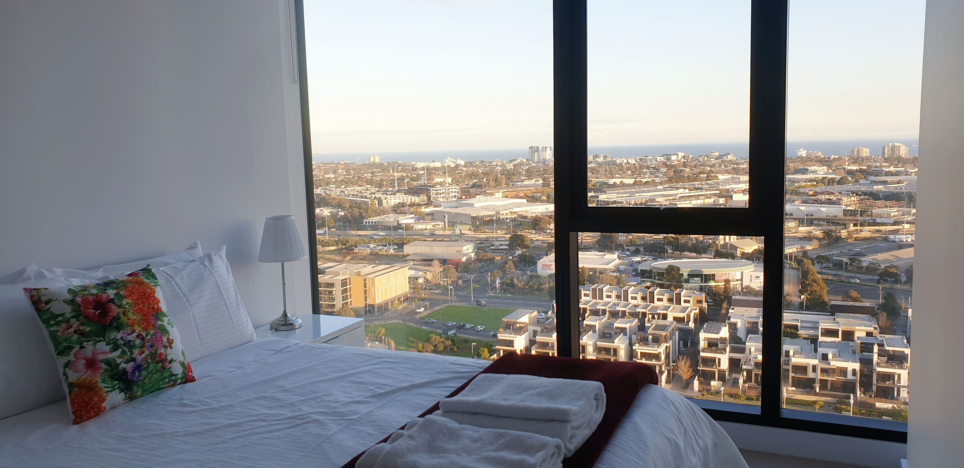 Melbourne Lifestyle Apartments - Best Views on Collins — image 13