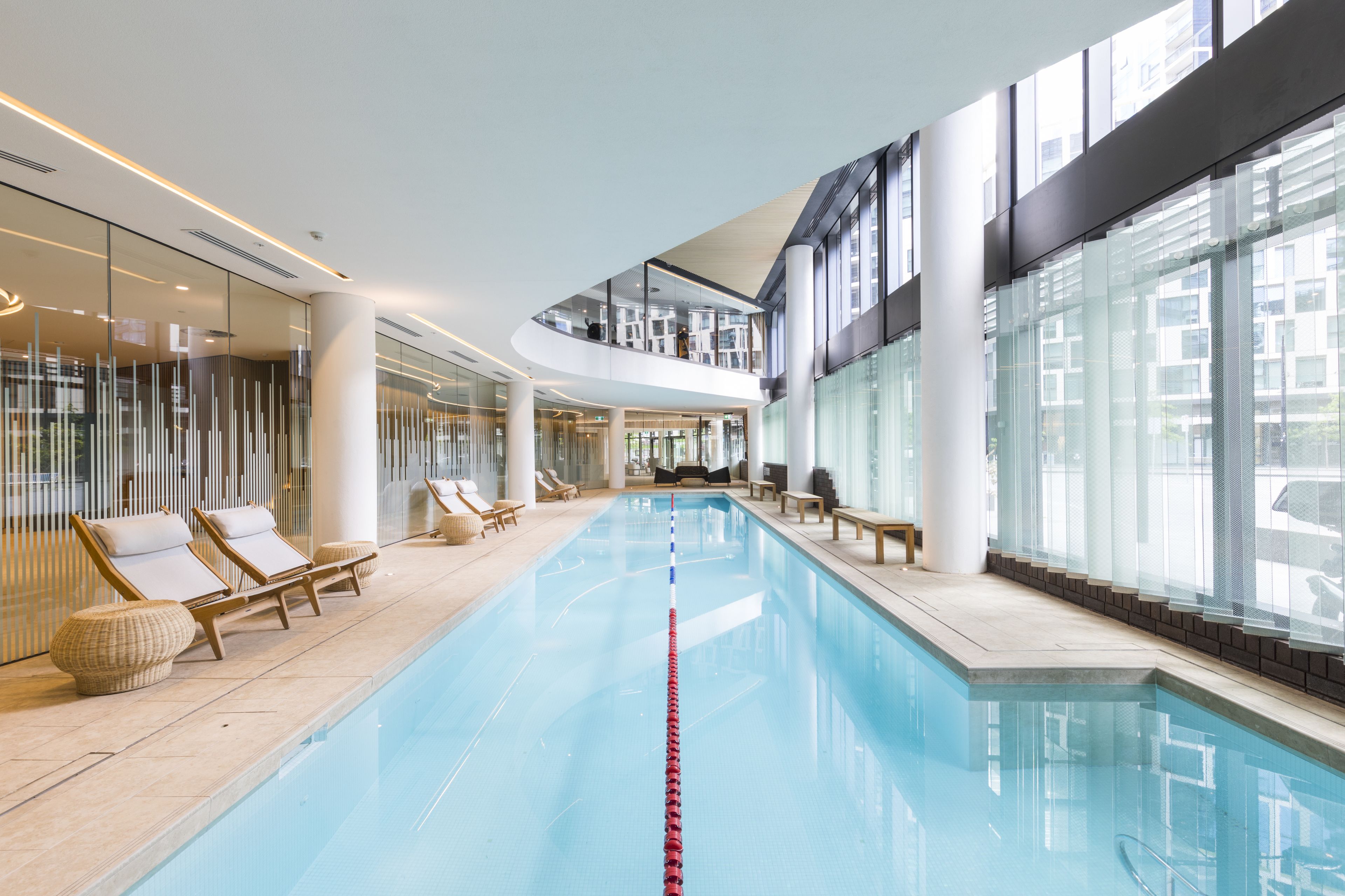 Melbourne Lifestyle Apartments - Best Views on Collins — image 2