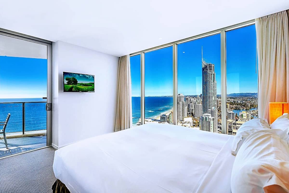 DĂ©cor unique, ameublement unique, bureau, rideaux dâobscurcissement