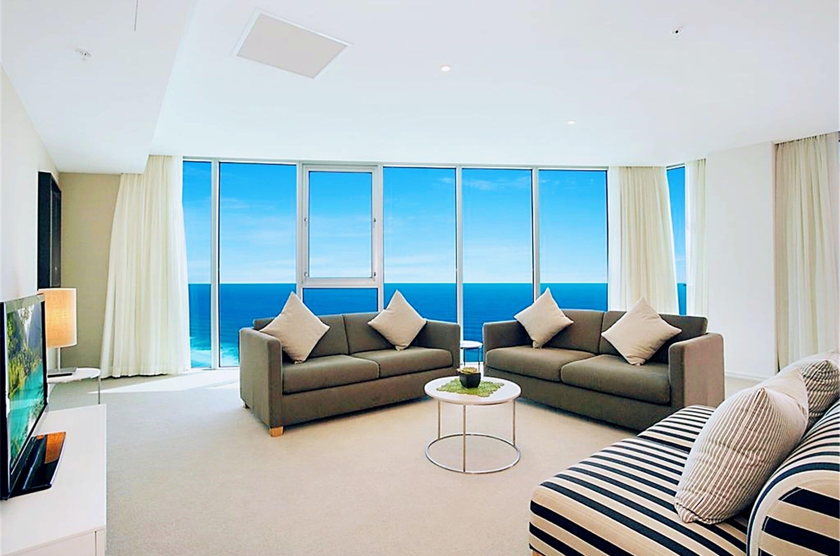 Televisión de pantalla plana, Netflix, servicios de streaming