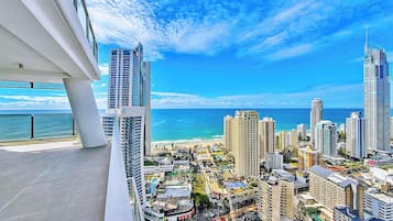 Premium Apartment, 3 Bedrooms, Kitchen, Sky Ocean View | Beach/ocean view