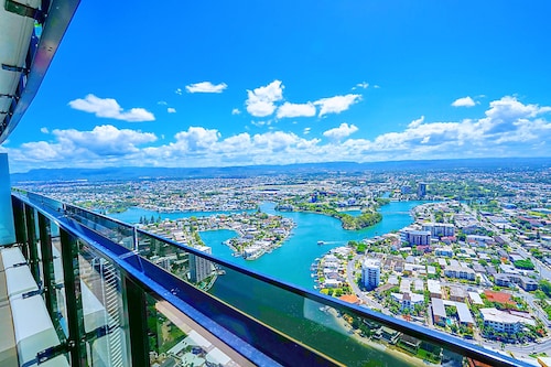 Circle On Cavill Surfers Paradise Apartments-Holiday Paradise