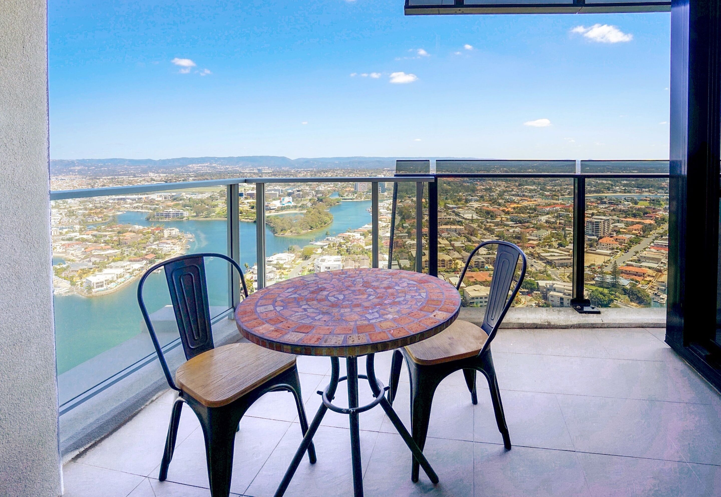 Circle On Cavill Surfers Paradise Apartments-Holiday Paradise — image 8