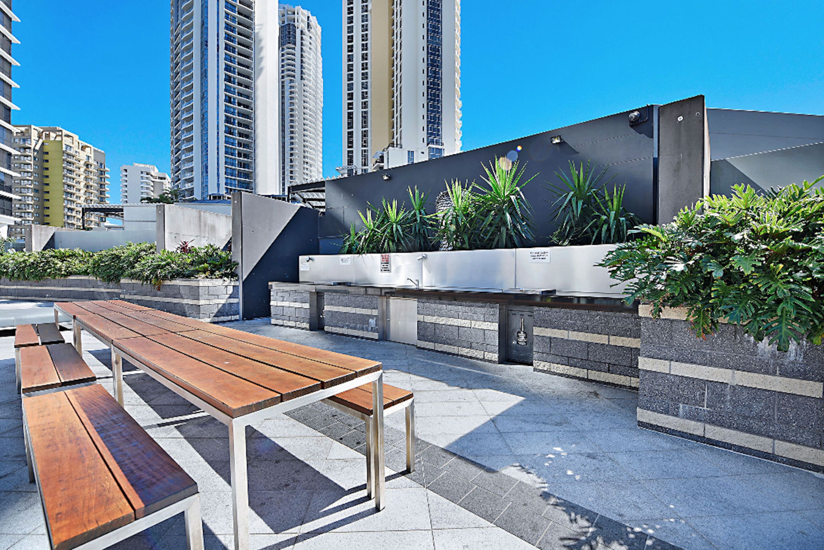 Circle On Cavill Surfers Paradise Apartments-Holiday Paradise — image 23