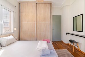 2 dormitorios, tabla de planchar con plancha, wifi gratis y ropa de cama