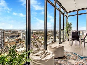 Apartment, 3 Bedrooms, Non Smoking | City view