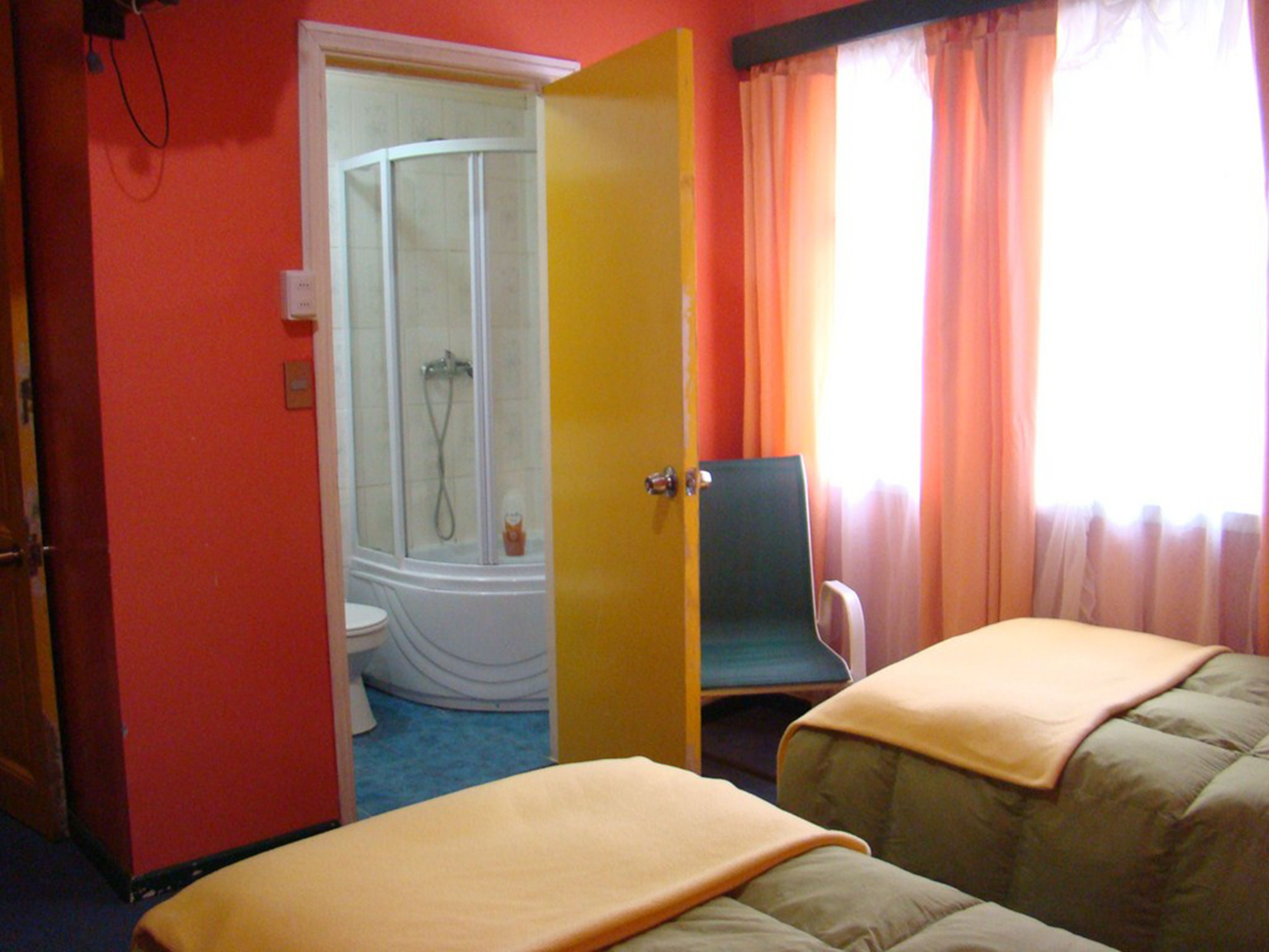 Wifi gratis y ropa de cama