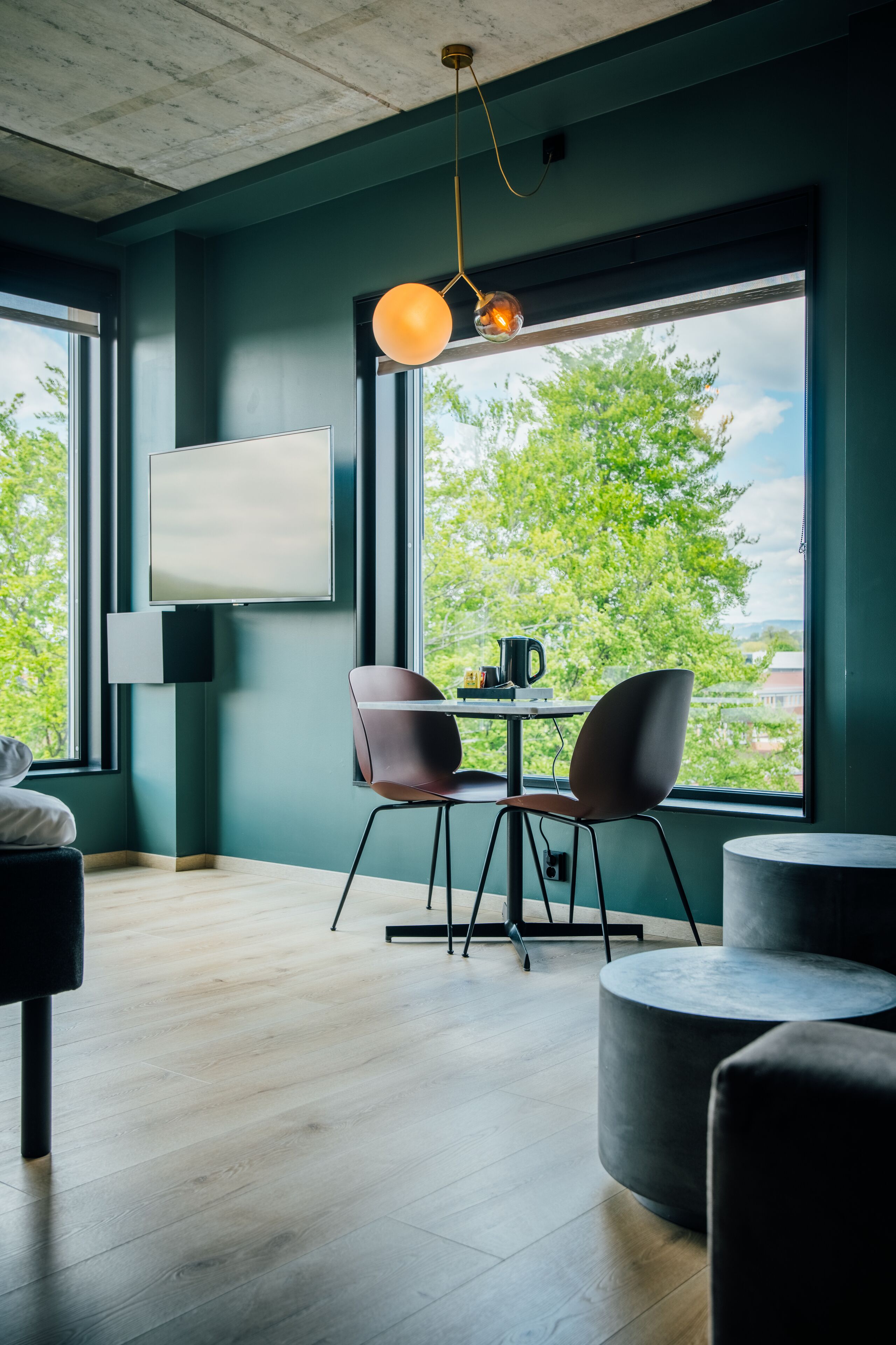 Family Room, Non Smoking | Premium bedding, pillowtop beds, desk, bed sheets