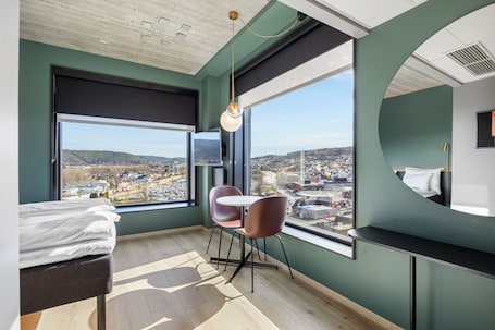 Standard Room, 1 Double Bed, Non Smoking | Premium bedding, pillowtop beds, desk, blackout drapes. Comfort Hotel Porsgrunn