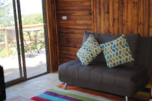 Family Cabin, 2 Bedrooms (Kutral) | Living area