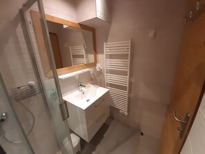 Hair dryer - Cosy Studio with Balcony in La Clusaz Center, Near Slopes, Sleeps 4 (La Clusaz)