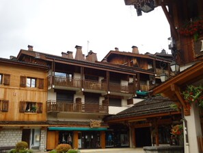 Exterior - Cosy Studio with Balcony in La Clusaz Center, Near Slopes, Sleeps 4 (La Clusaz)