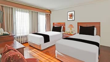 Deluxe-Zweibettzimmer | 1 Schlafzimmer, hochwertige Bettwaren, Schreibtisch, kostenloses WLAN