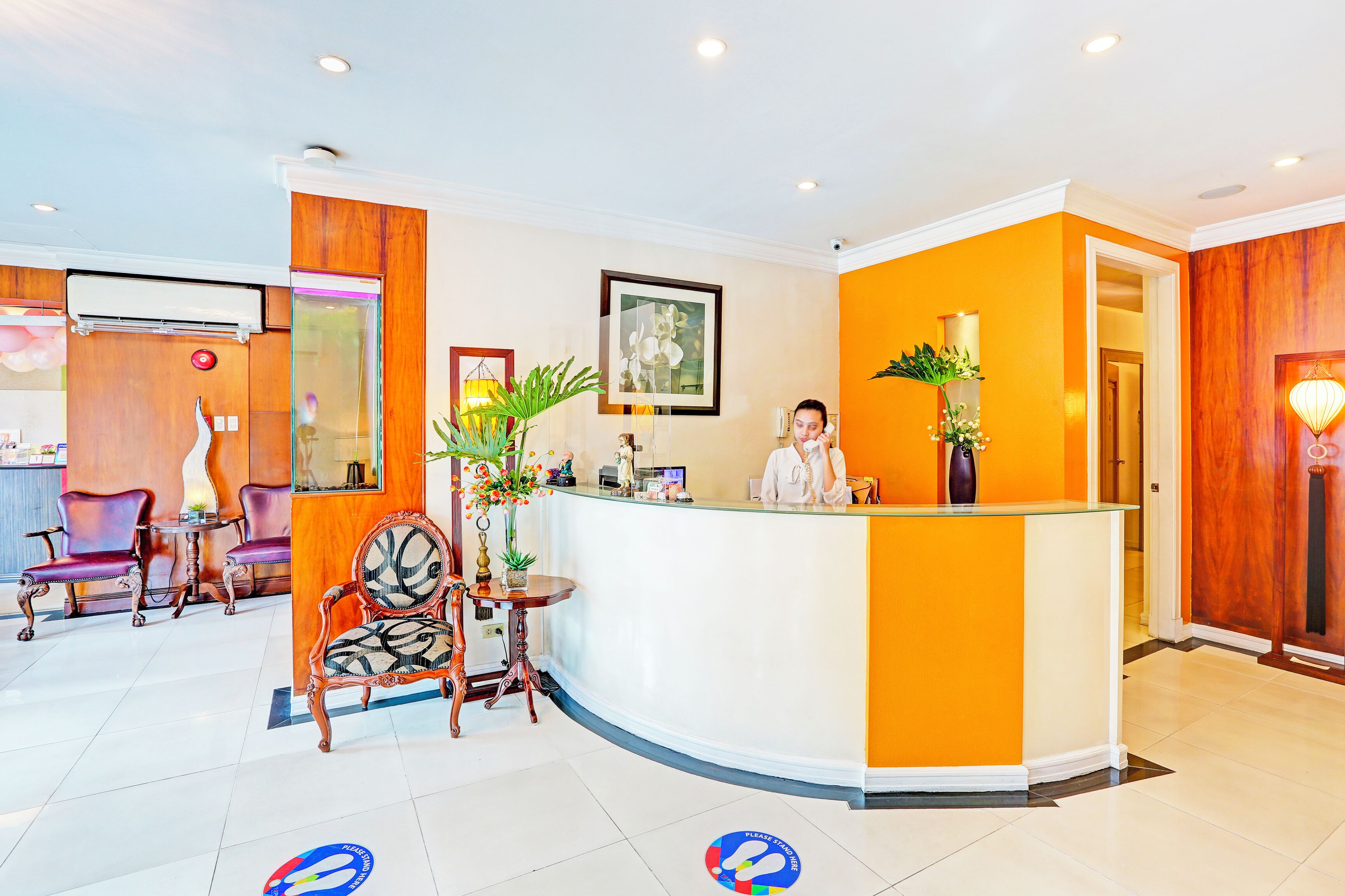 Foto - Townhouse OAK Makati Manila Near PNR Pasay Evangelista formerly VIP Suites