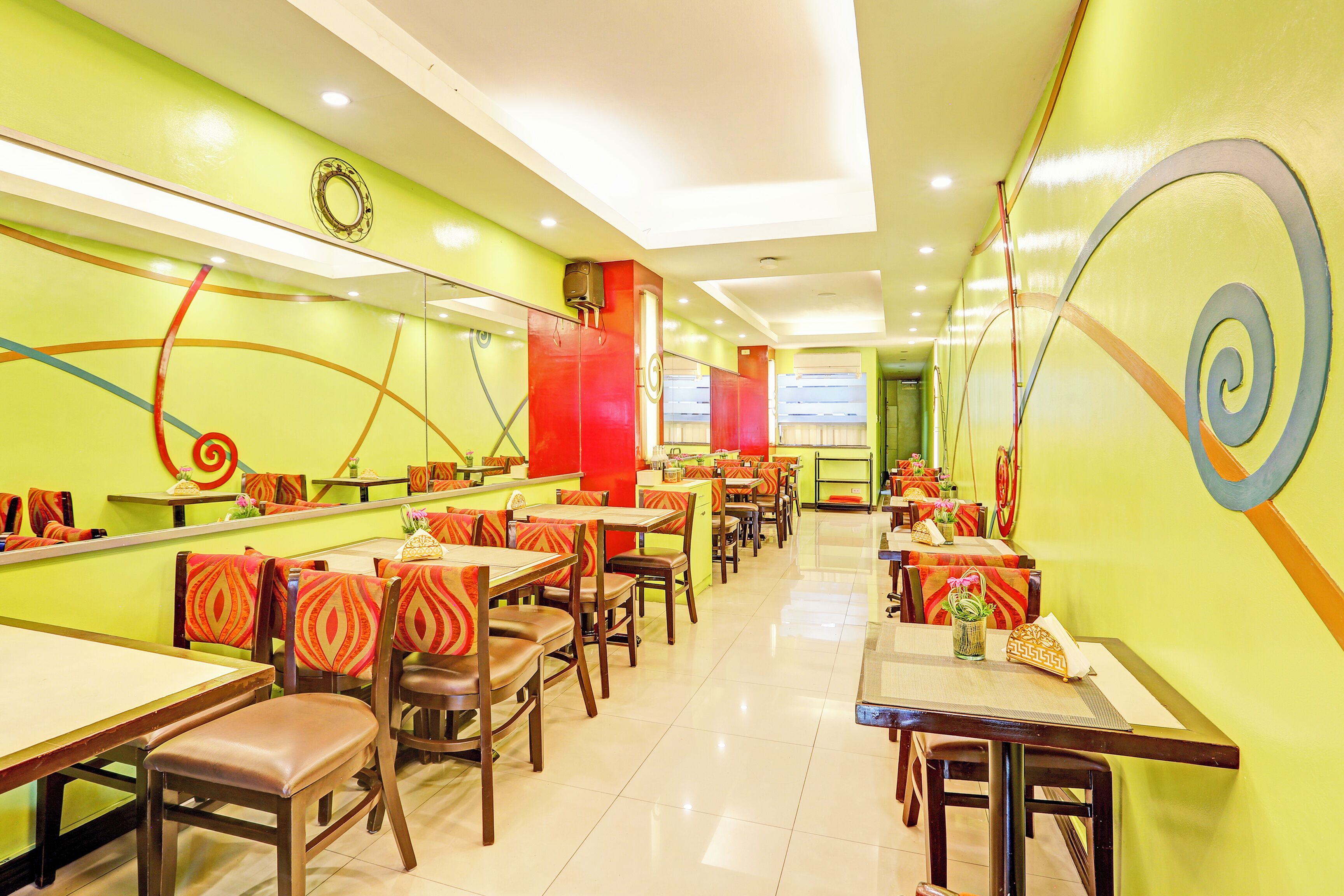 Foto - Townhouse OAK Makati Manila Near PNR Pasay Evangelista formerly VIP Suites