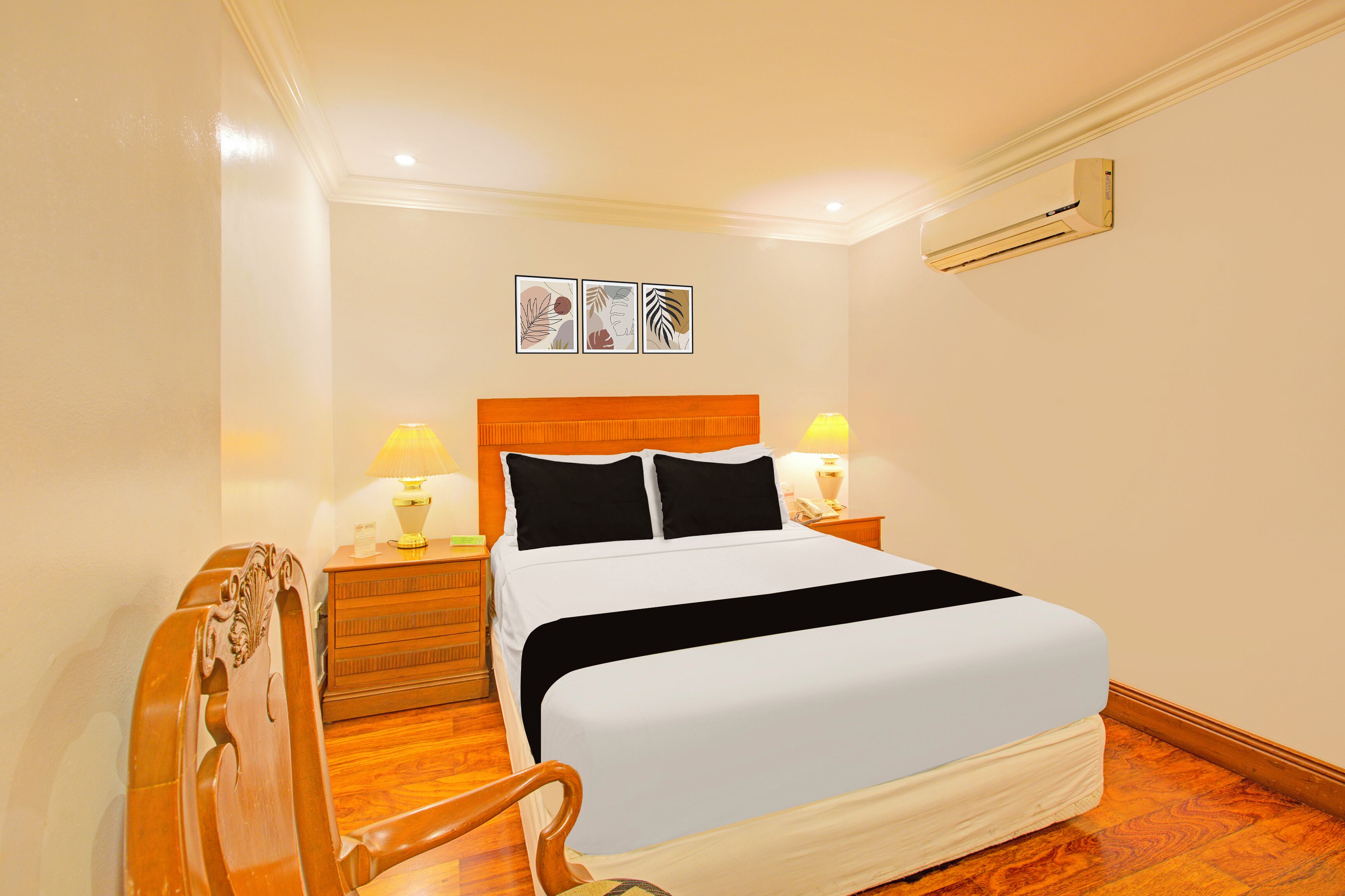 Foto - Townhouse OAK Makati Manila Near PNR Pasay Evangelista formerly VIP Suites