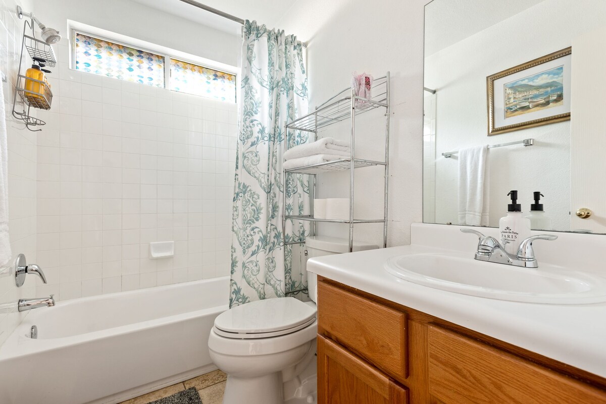 Photo 15 of Clean-cozy-cool-south-Austin3/2.5 home15 min from DT next to large shopping area
