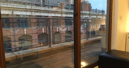 Amazing City Centre Penthouse Apartment