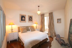 2 camere, ferro/asse da stiro, culla da viaggio, Wi-Fi gratuito