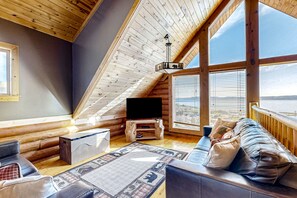 TV, fireplace, DVD player, table football