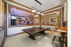 Bar (in der Unterkunft)