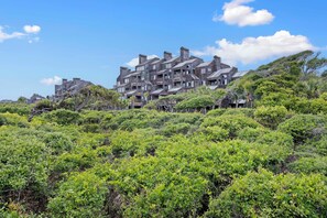 Exterior - Windswept 4463! Oceanfront 3 BR Condo, Great Location! (Kiawah Island)