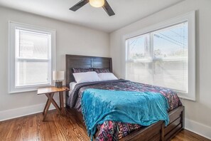 1 Schlafzimmer, Schreibtisch, Bügeleisen/Bügelbrett, WLAN