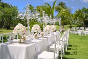 Banquet hall - Bachelor Mansion Punta Cana - 24 GUEST - Luxury 9BR Villa Coral GATED Community (Bavaro)