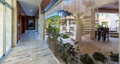 Bachelor Mansion Punta Cana - 24 GUEST - Luxury 9BR Villa Coral GATED Community