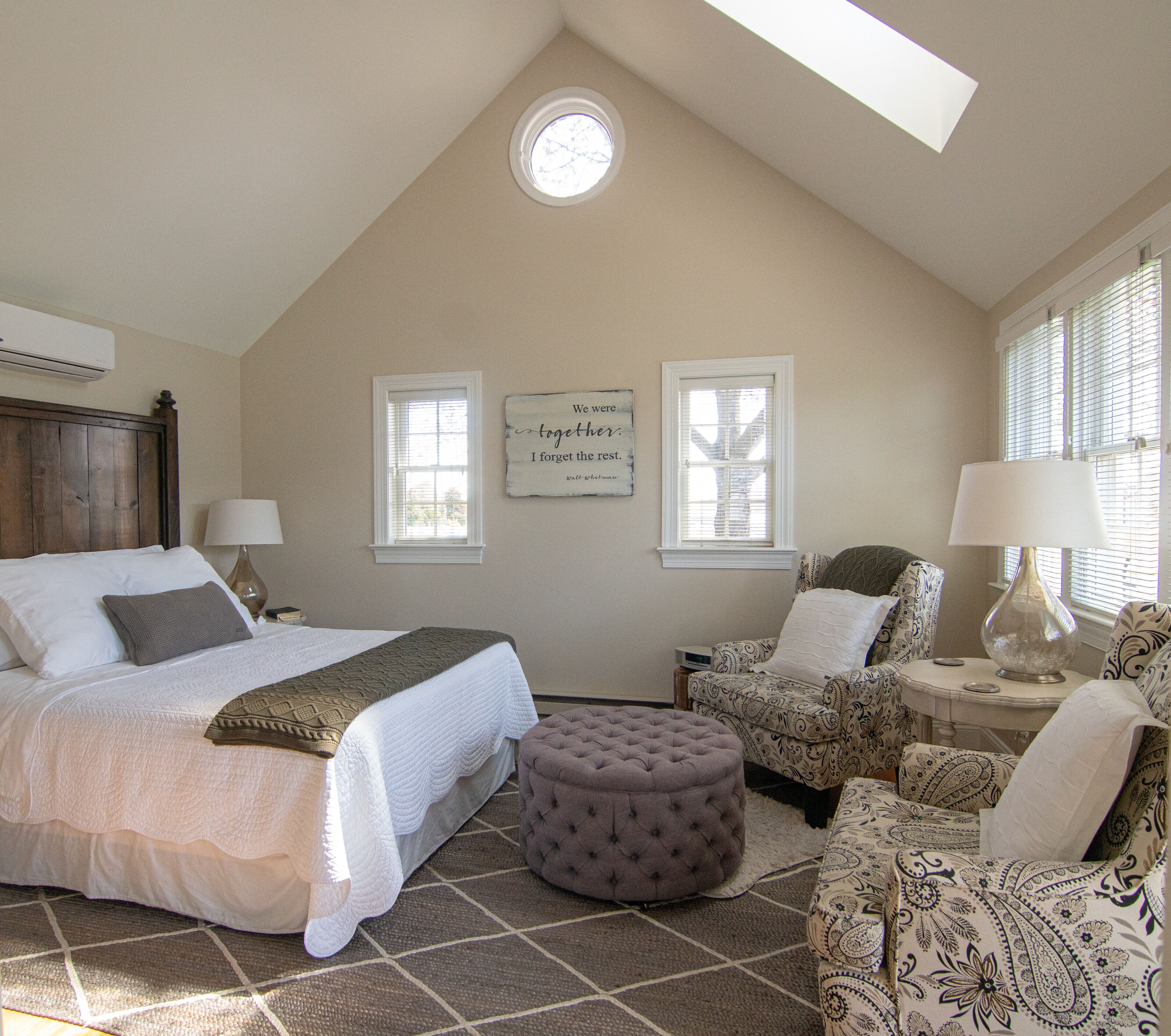 Fer et planche à repasser, Wi-Fi gratuit, draps fournis