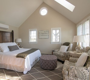 Fer et planche à repasser, accès au Wi-Fi (inclus), literie fournie