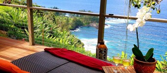 2 Bedrooms / 2 Bath Oceanfront Cliff House On Hamakua Coast
