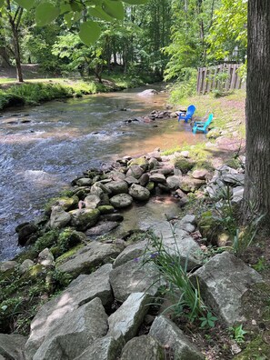 Property grounds - Creekside cottage within walking distance Of Falls & 4 State Parks within 9 ml. (Sunset)